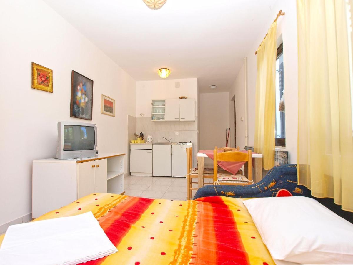 Apartments Puntizela 727 Pula Ngoại thất bức ảnh
