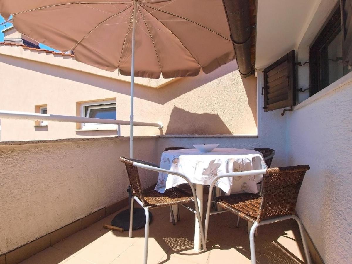 Apartments Puntizela 727 Pula Ngoại thất bức ảnh